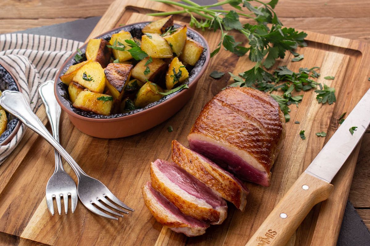 Magret De Canard Au Four Pomme De Terre Grenaille Magret de Canard & Pommes de Terre Sarladaises - Recette - Les Commis