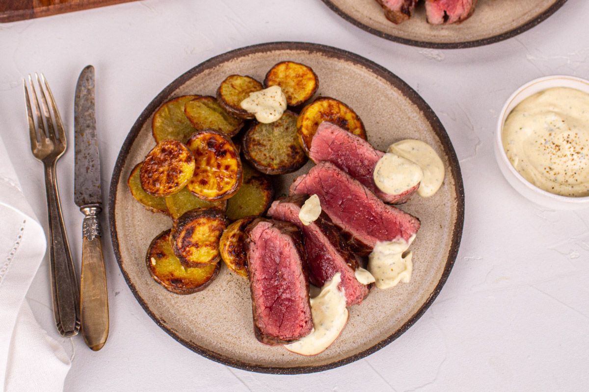 Pavé de Bœuf d'Aveyron & Sauce Fromage aux Herbes