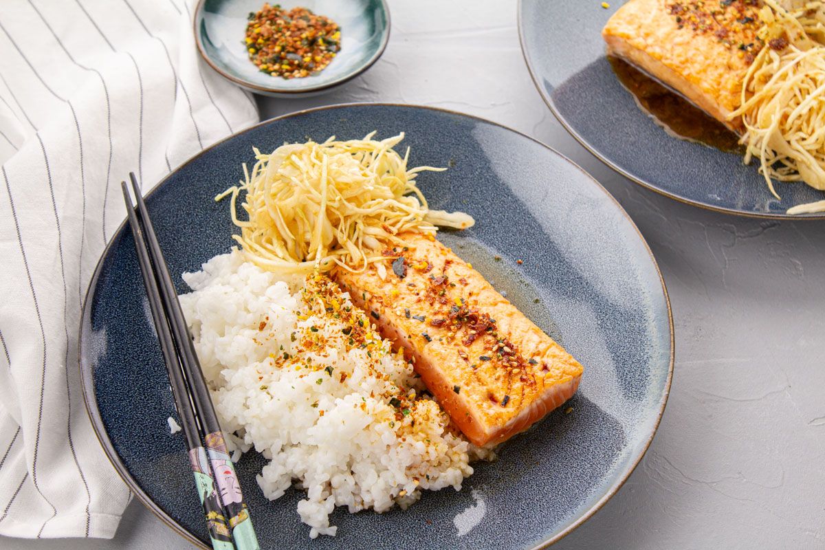 Saumon Furikake Riz & Sauce Fuji
