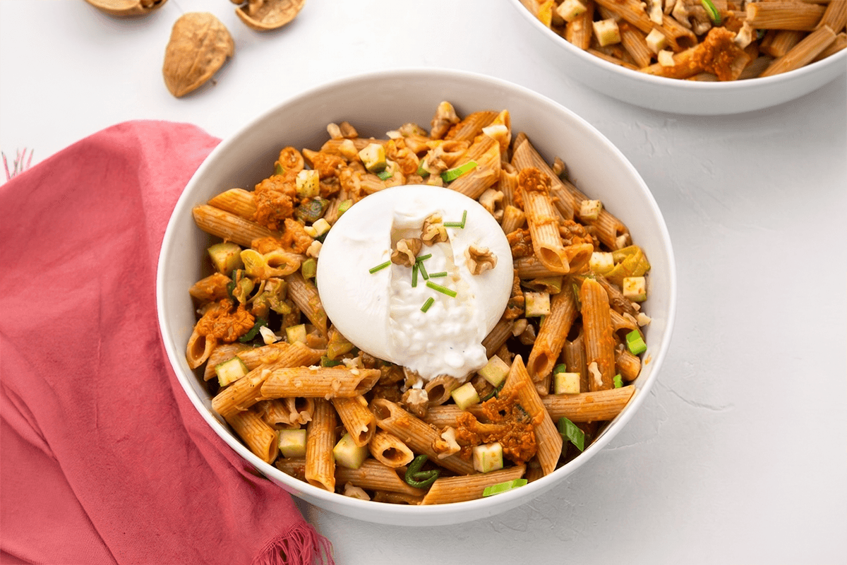 Penne "Verde & Rosso" à la Burrata Crémeuse