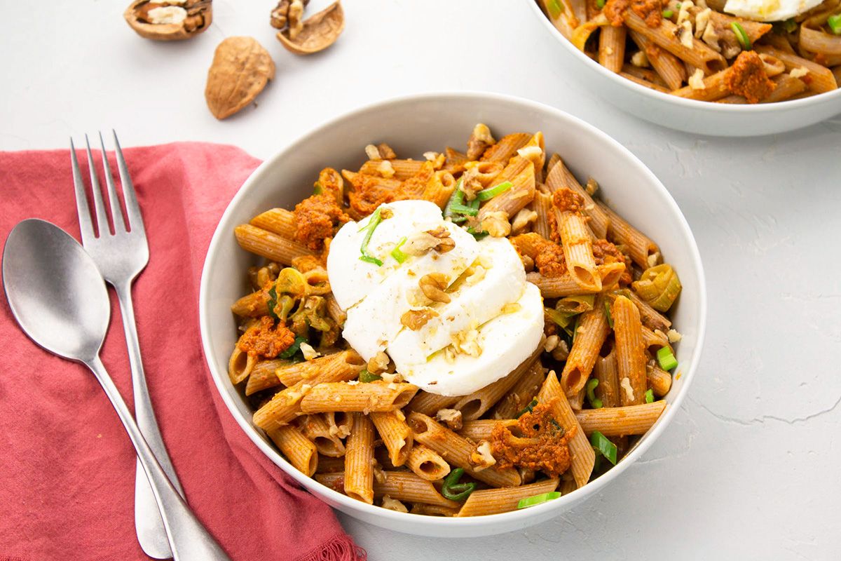 Penne Pesto Rosso & Mozzarella