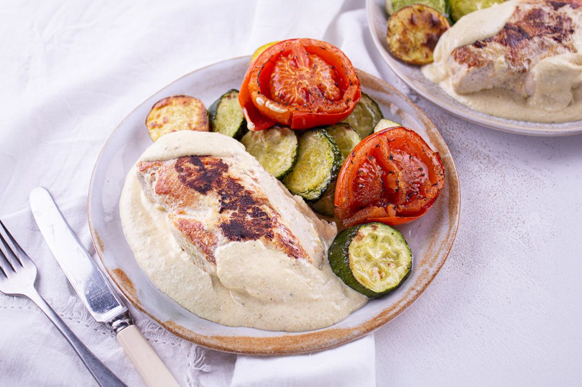 Poulet & Crème au Parmesan, Légumes de Saison Rôtis