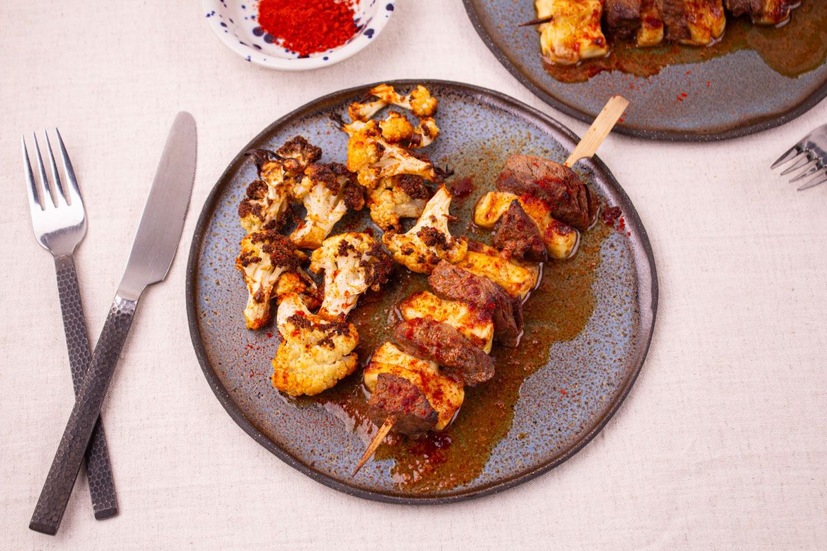 Brochette de Bœuf au Fromage & Chou-Fleur Rôti
