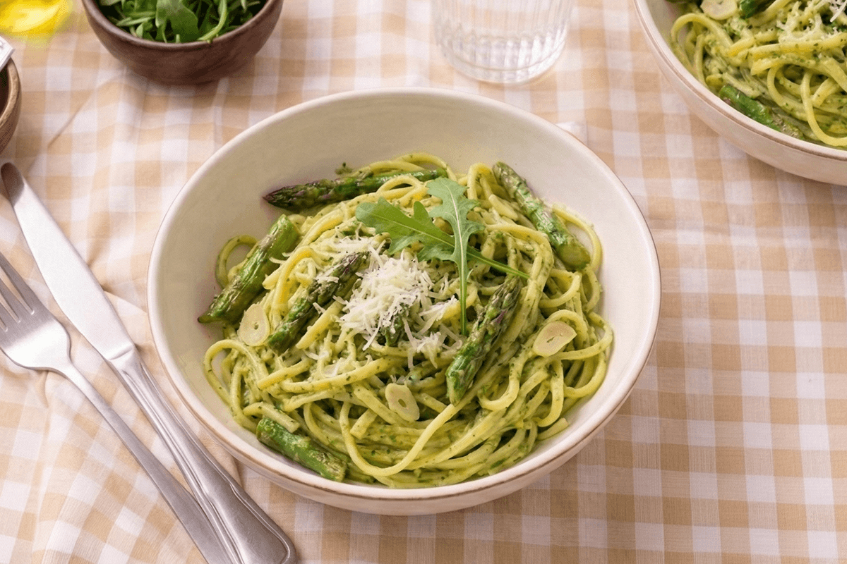 Linguine aux Asperges et Crème de Roquette