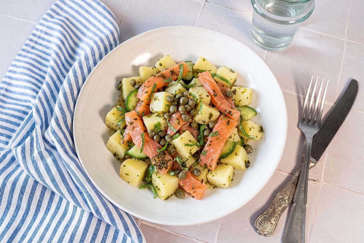 Salade de Pommes de Terre au Saumon Fumé