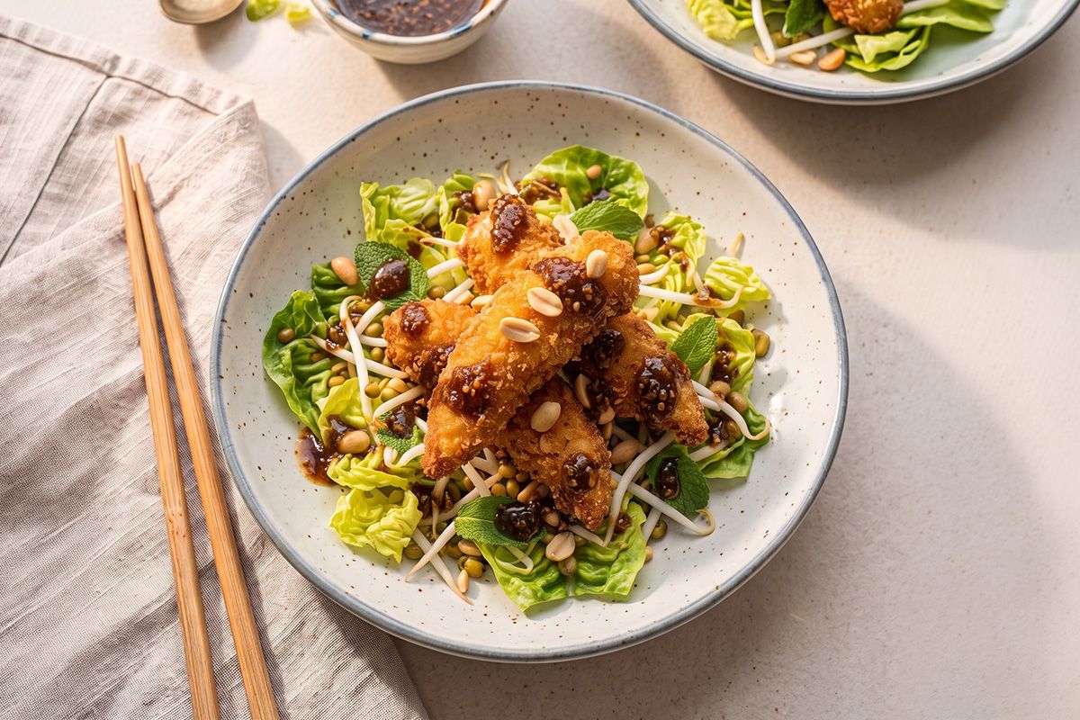 Poulet Panko Croustillant & Salade Fraîcheur Asiatique